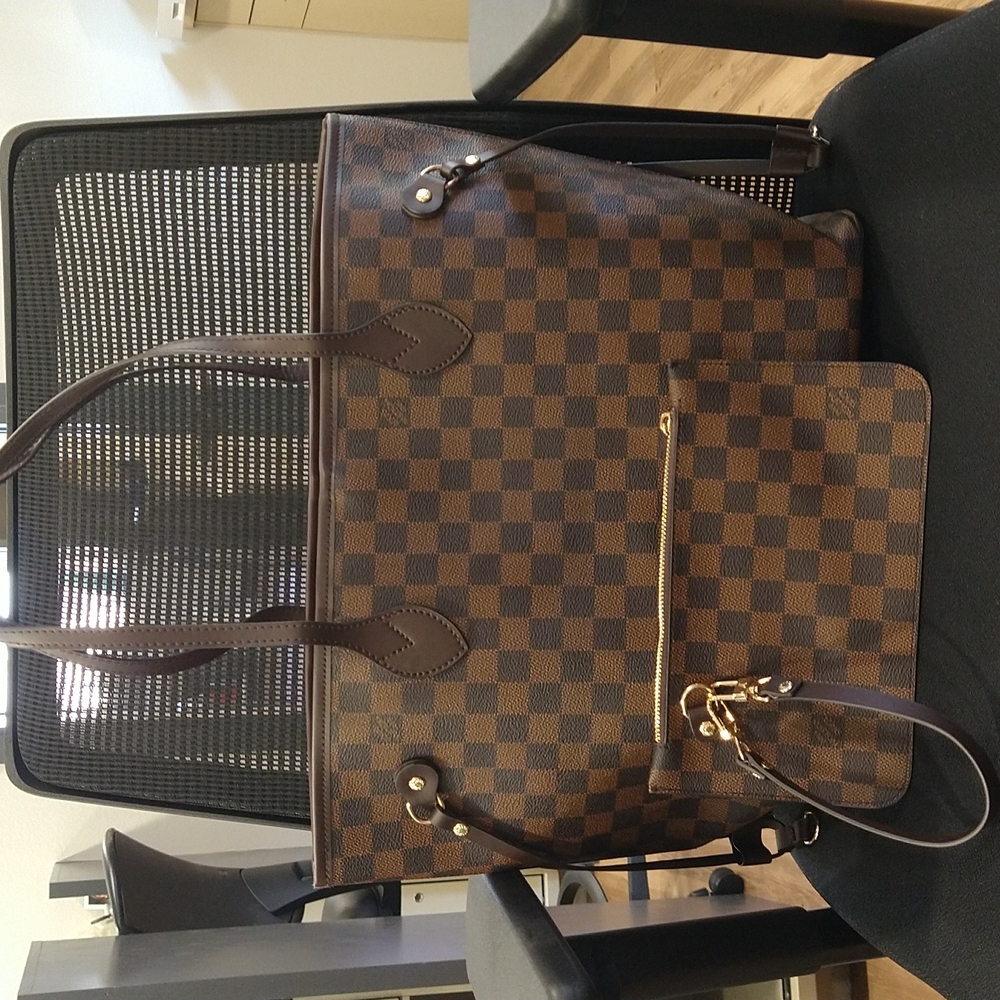 Brand new purse with matching bag